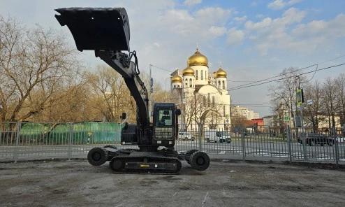 Экскаватор колесно-гусеничный HZM X120